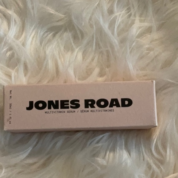 Jones Road Other - Jones Road Multivitamin Serum in Pink Box